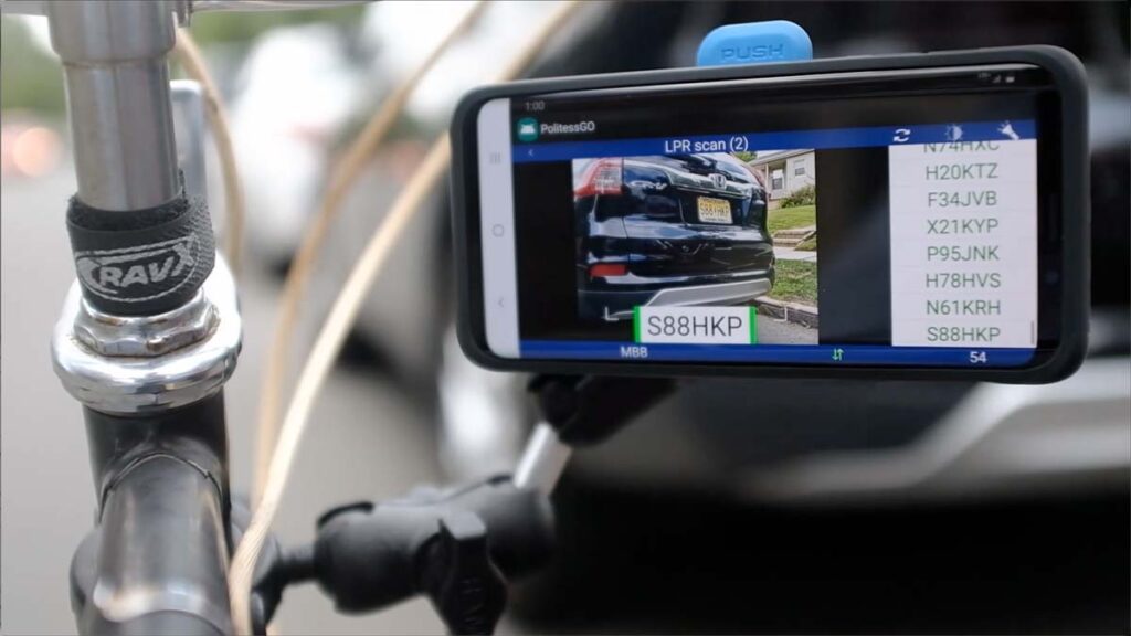 LPR scanner mounted on handle-bars of push-bike